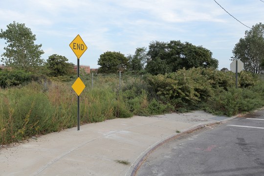 Dead ends abound where the street meets the water in quiet Averne.