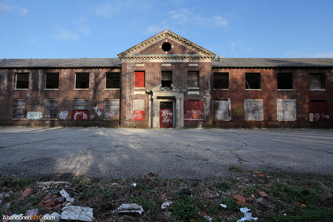 Green Thumbing Through the Boyce Thompson Institute – AbandonedNYC