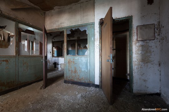 North Brother Island_Abandoned NYC_Will Ellis_09