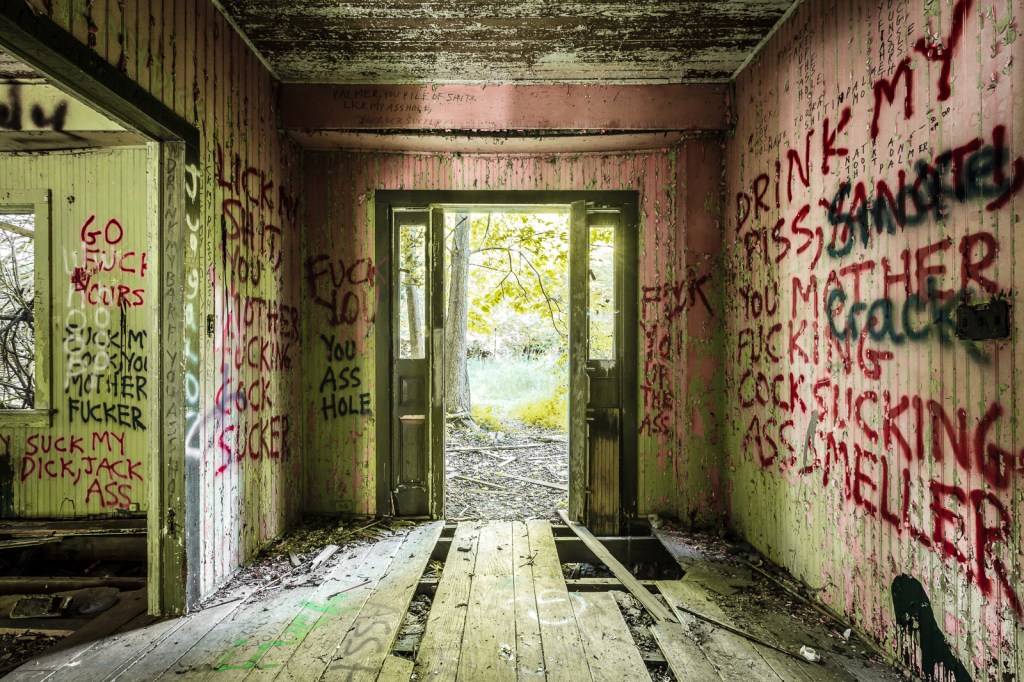 Reading Between the Lines of the Profanity House | AbandonedNYC